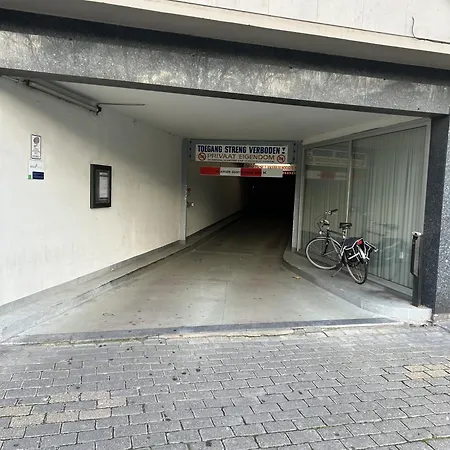 Center Luxury Floor With Free Parking * Остенде